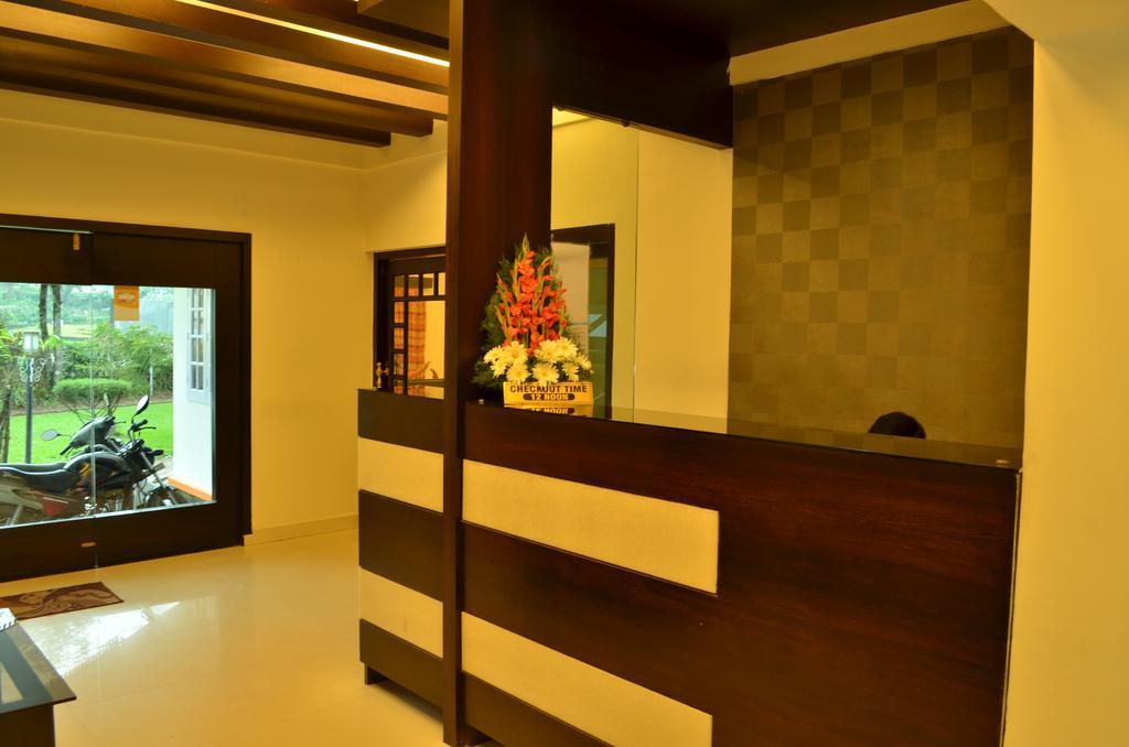 Royal Retreat Hotell Munnar Exteriör bild